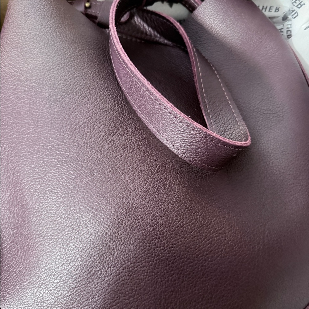 Portland Leather plum purple Olivia Shoulder Bag - Picture 11 of 16